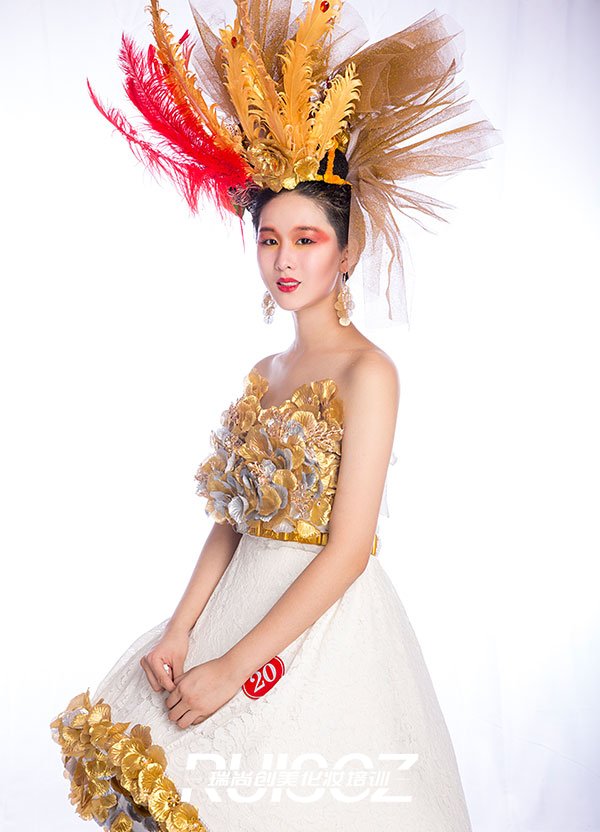 瑞尚创美化妆学校-《纸醉金迷》