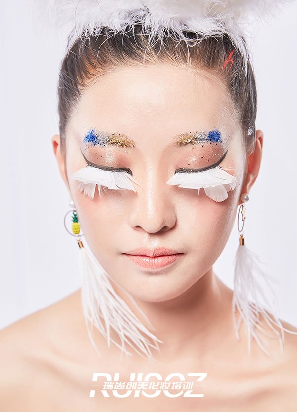 瑞尚创美化妆学校-《天使羽毛》
