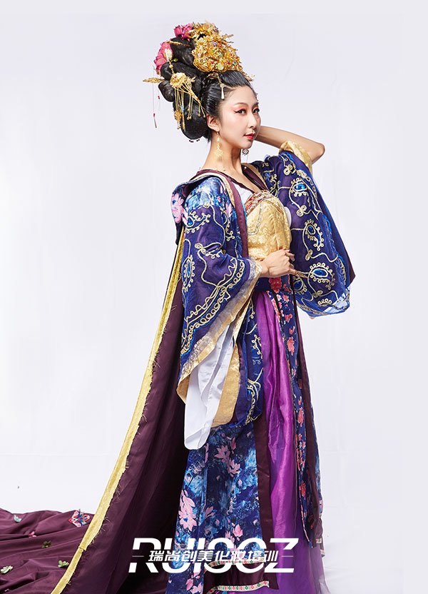 瑞尚创美化妆学校-《玉笑珠香》